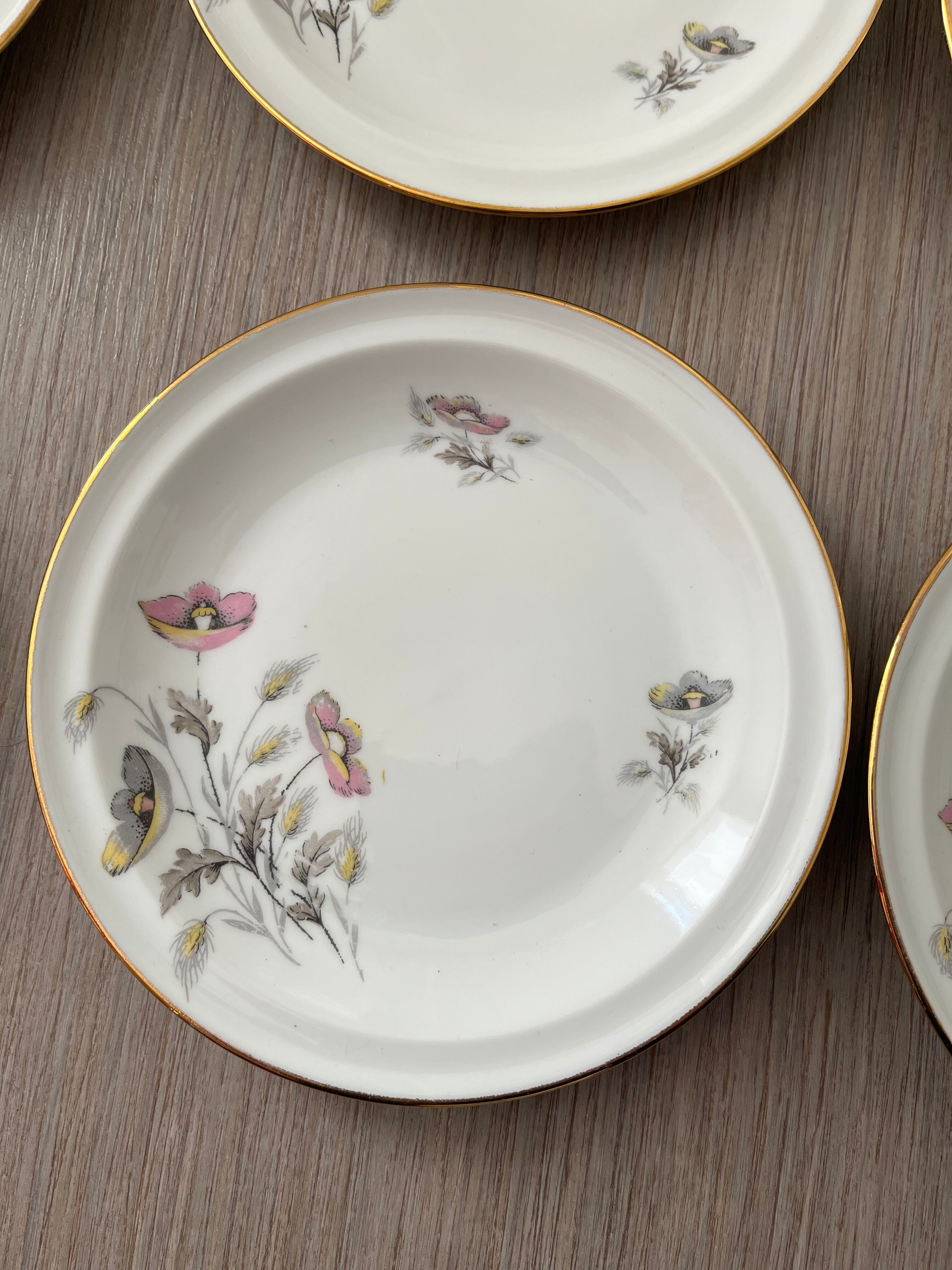 Dessert plates porcelain floral decoration