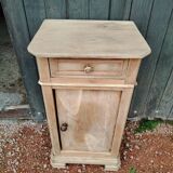 Table de chevet