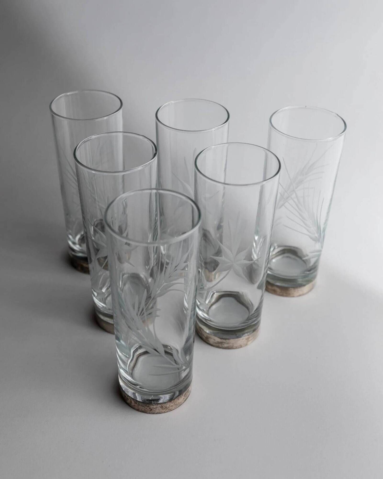 Lot of 6 drinking glasses - silver base, engraved wheat and floral decoration - Italy 1960s