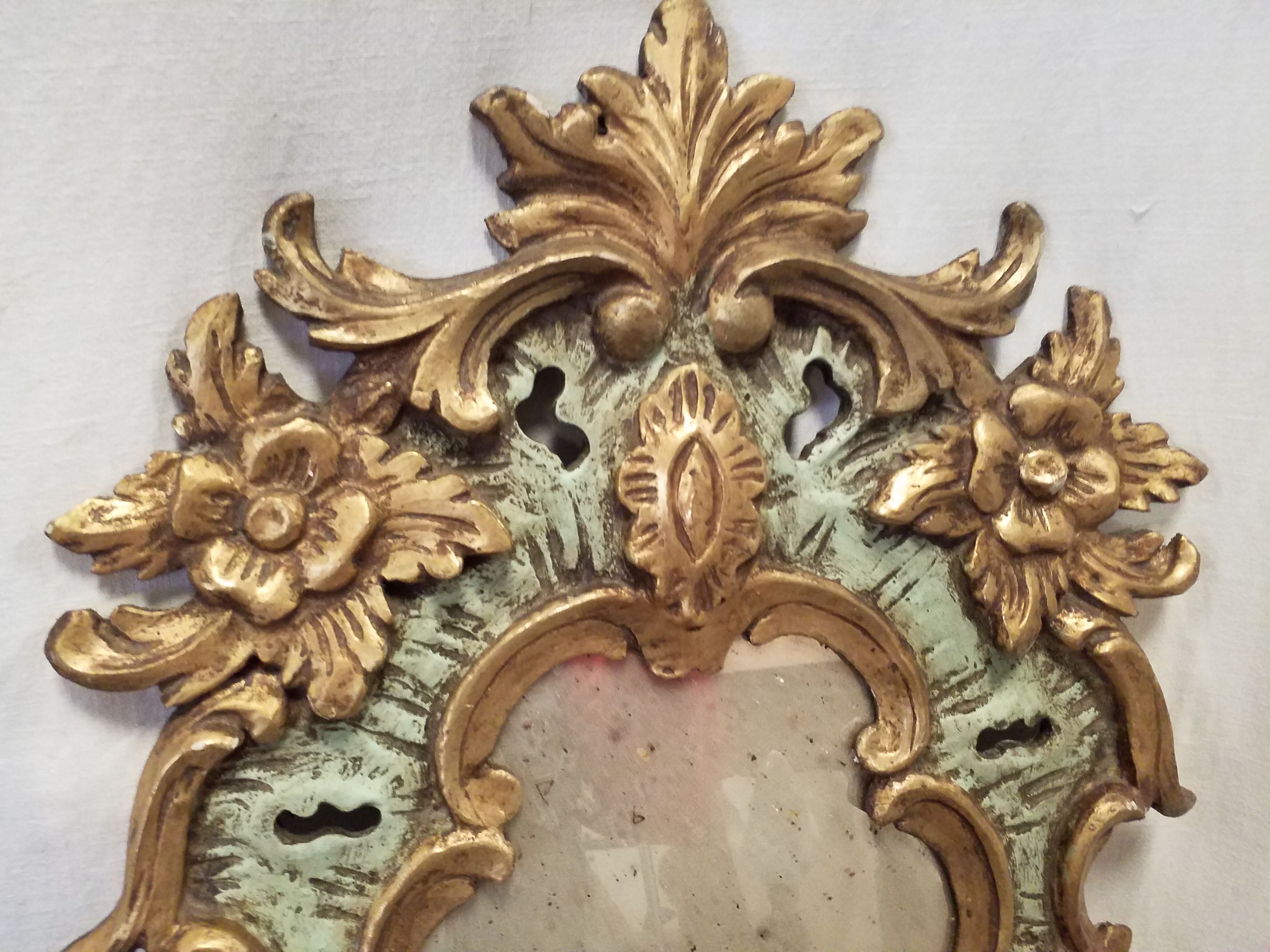 Venetian style wall lamp