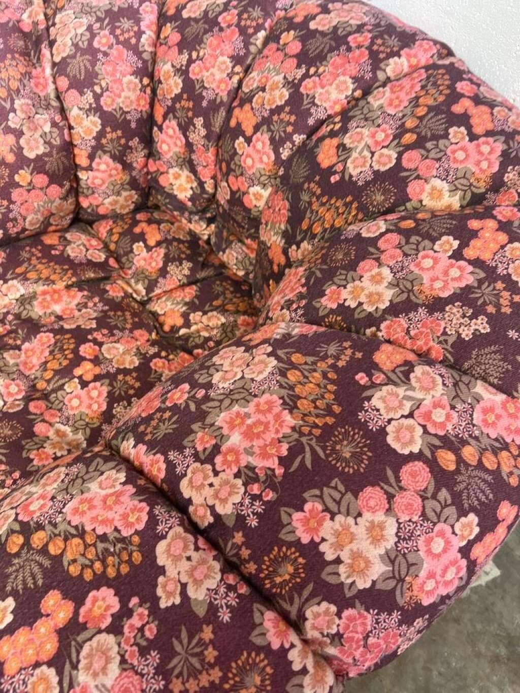 Ensemble de 2 banquettes/fauteuils/sièges fleuris vintage