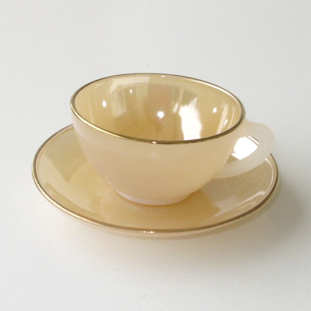 Iridescent Opaline Coffee Service Color – 6 Cups and 6 Under Cups Mod. Harlequin