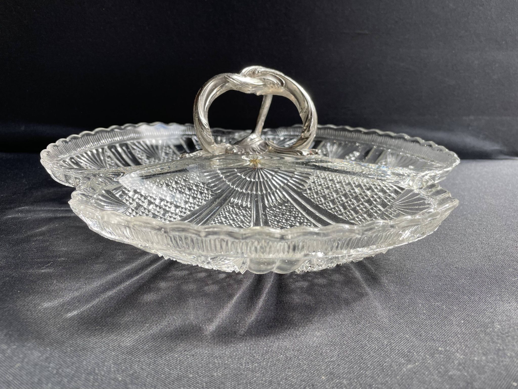 Plat appelé mendiant Art nouveau