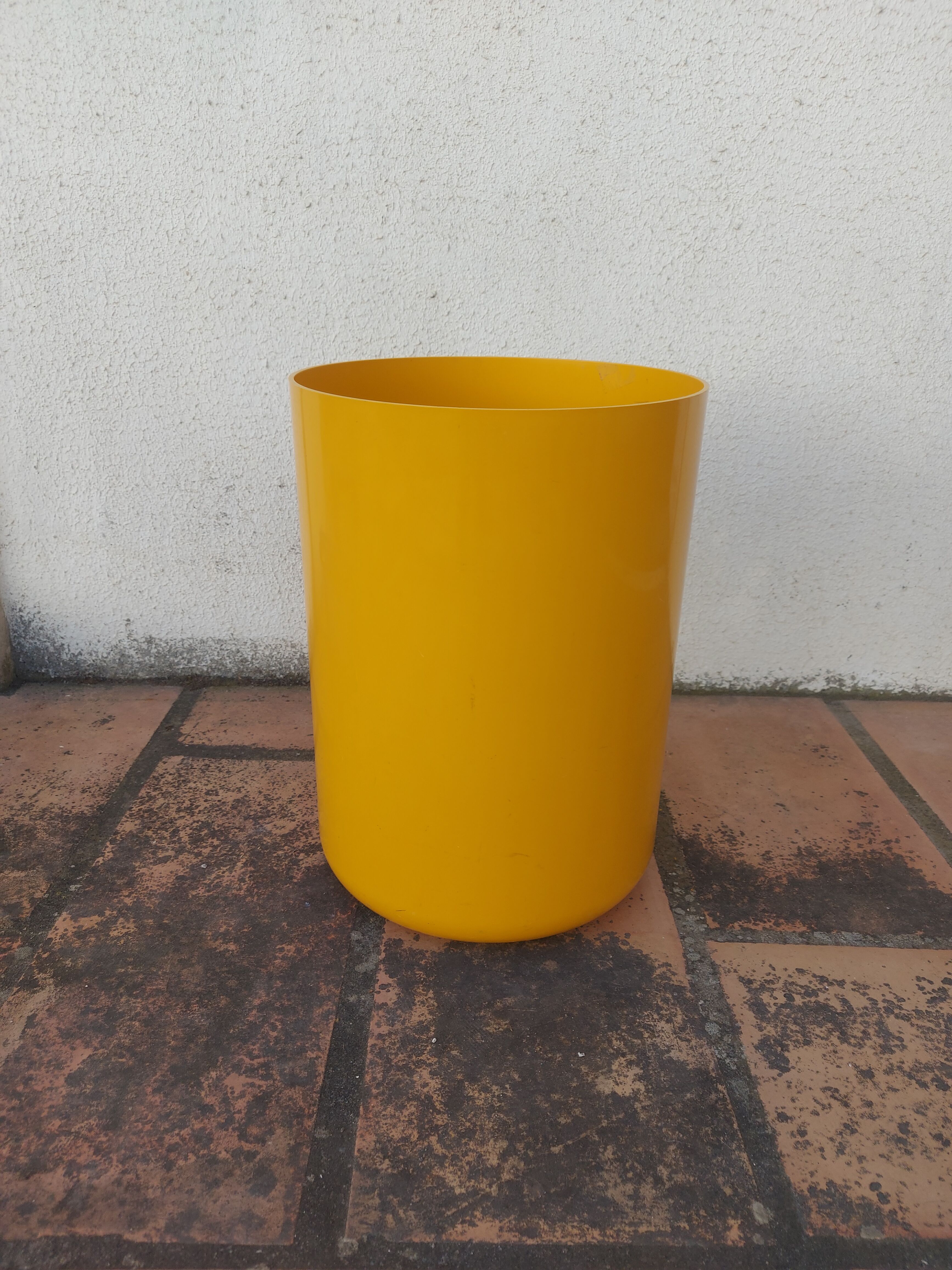 Trash to, vintage paper Manade