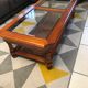 Table basse en merisier plateau verre cannage