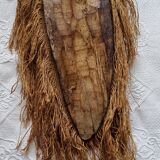 African mask in wood and rope Good condition