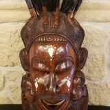 Ancien grand masque mural africain en bois sculpté