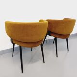 Paire de fauteuils italiens vintage en velours et métal noir des années 60