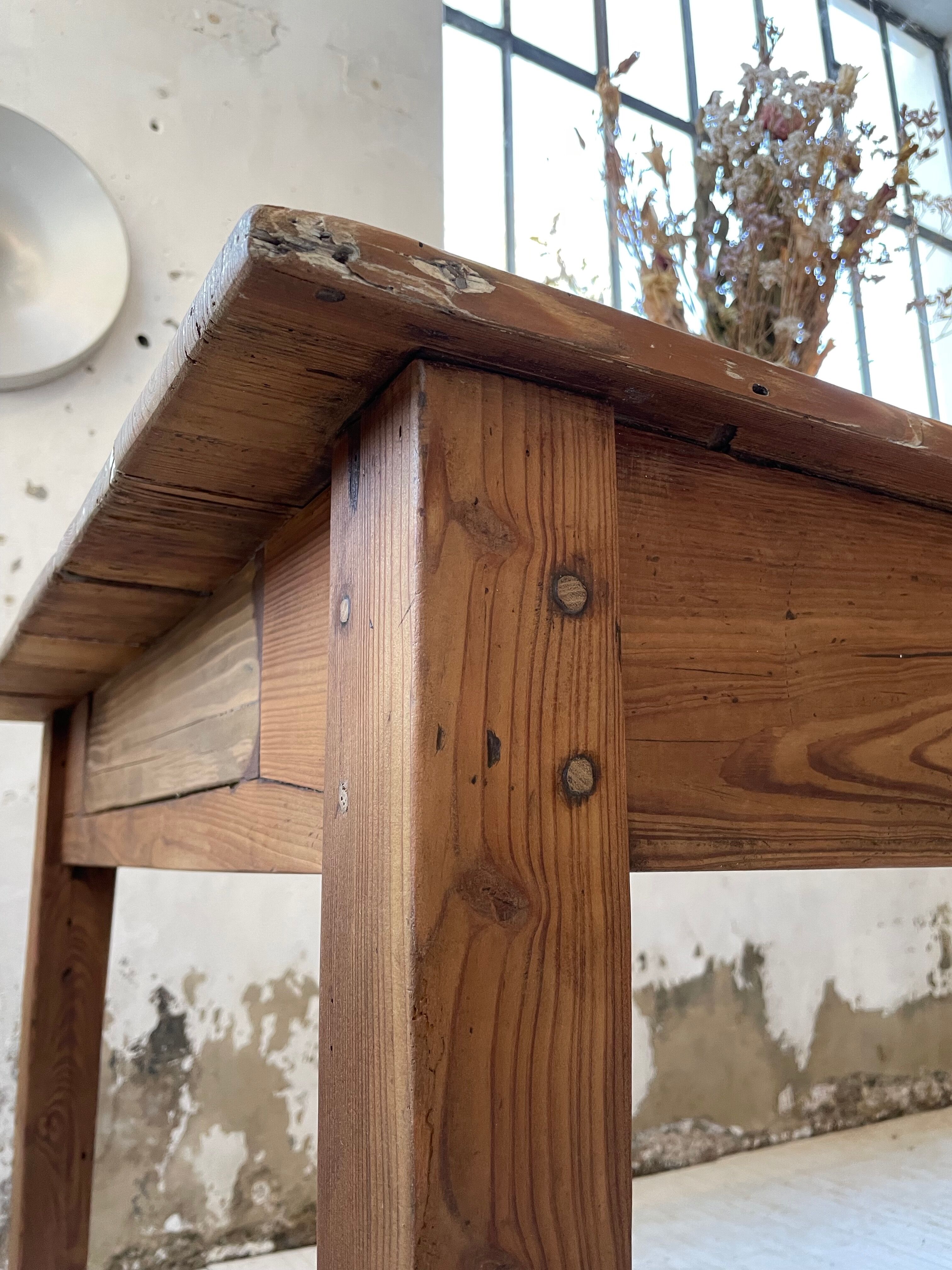 Farmhouse table 2m pine