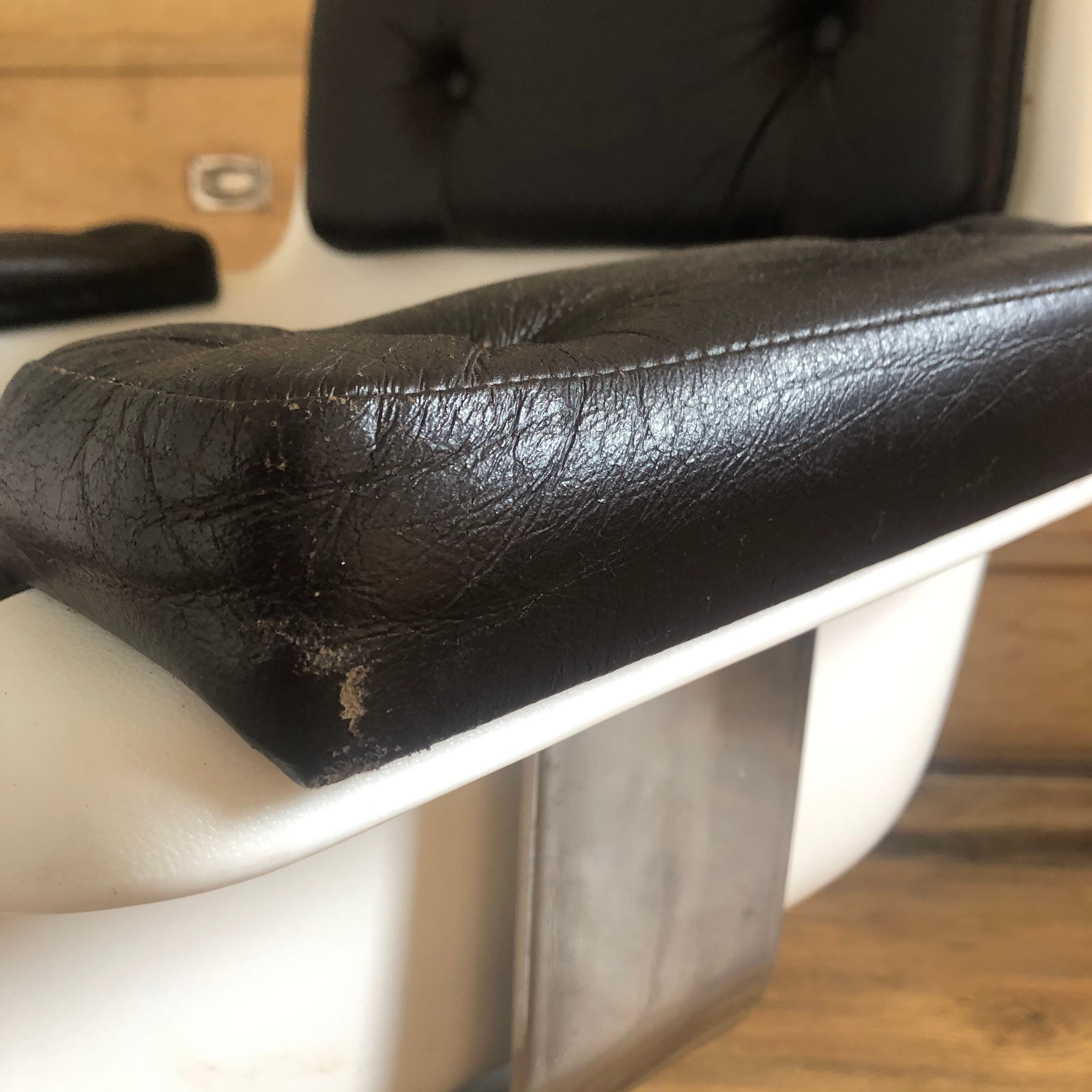 Tulip foot chair - Albert Jacob for Grofillex - 70s