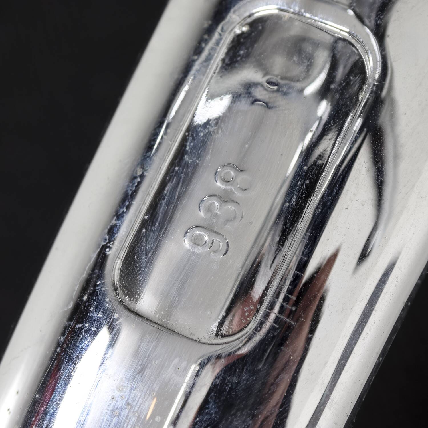 Set of 6 Eames Aluminium Group Vitra chairs model EA 104/105/108