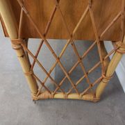 Bureau et sa chaise en rotin