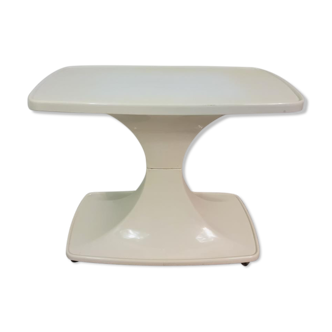 Table of the 70s by Flair