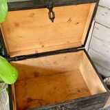 Black workshop chest