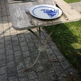 Dining garden of wood and wrought iron early twentieth