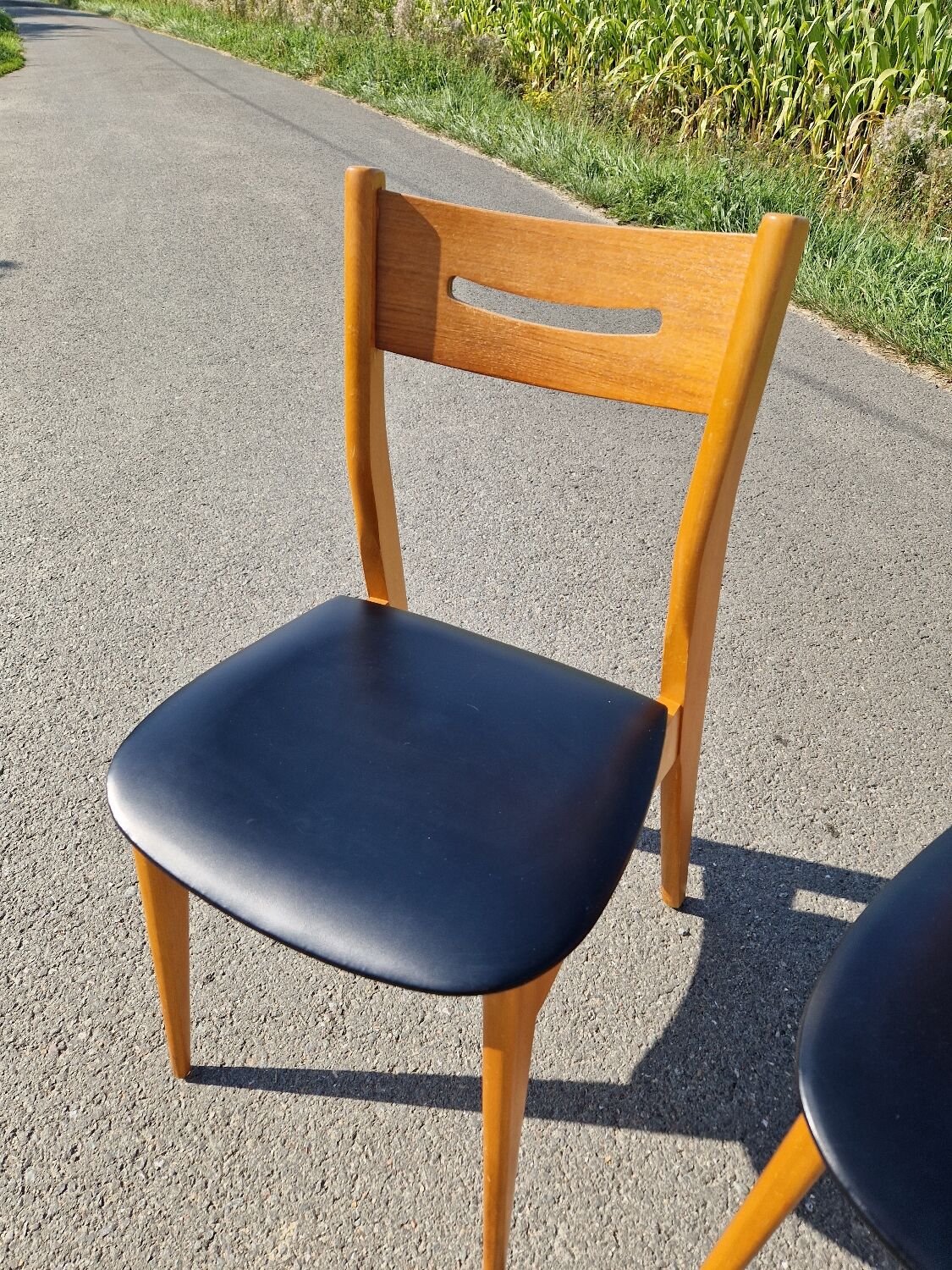 Set of 4 vintage Scandinavian style chairs from the 60s