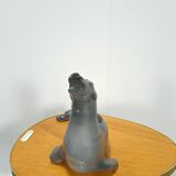 Porcelain vintage flowerpot seal