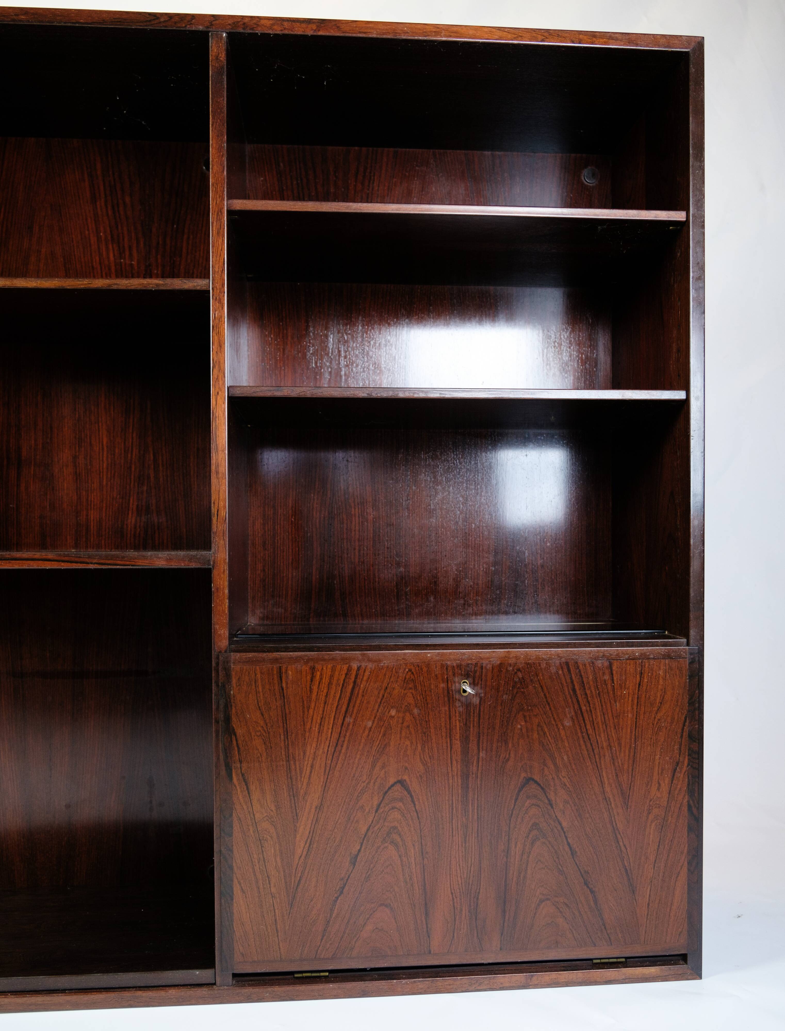 Bookcase Made In Rosewood Model 35 By Omann Jun. Møbelfabrik From 1960s