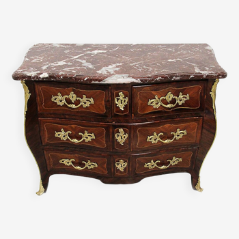 Commode galbée - XVIIIeme - Epoque Louis XV