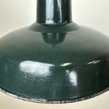 Lampe d’usine industrielle française en émail vert foncé, années 1960