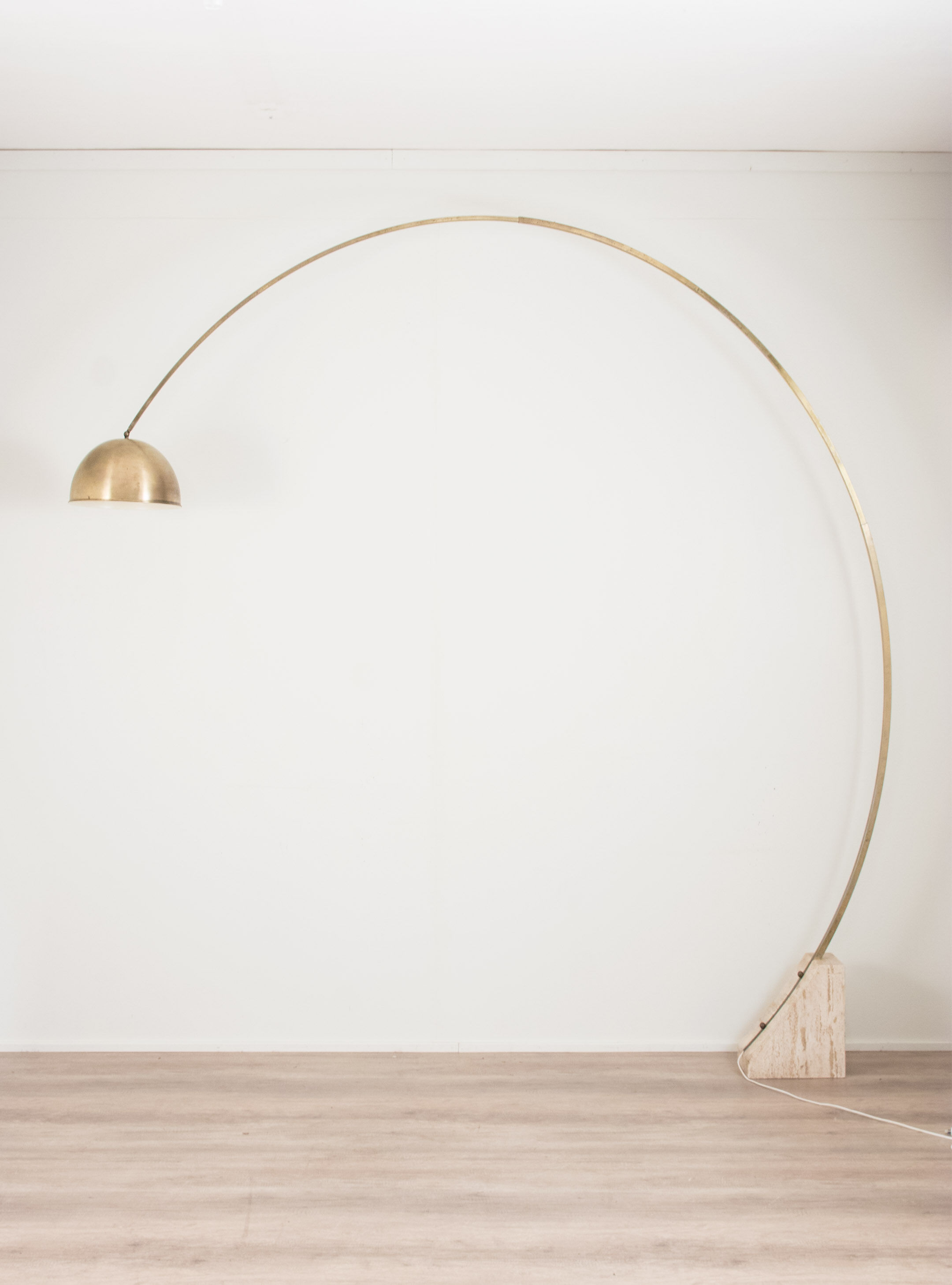 Lampadaire arc de mi-siècle