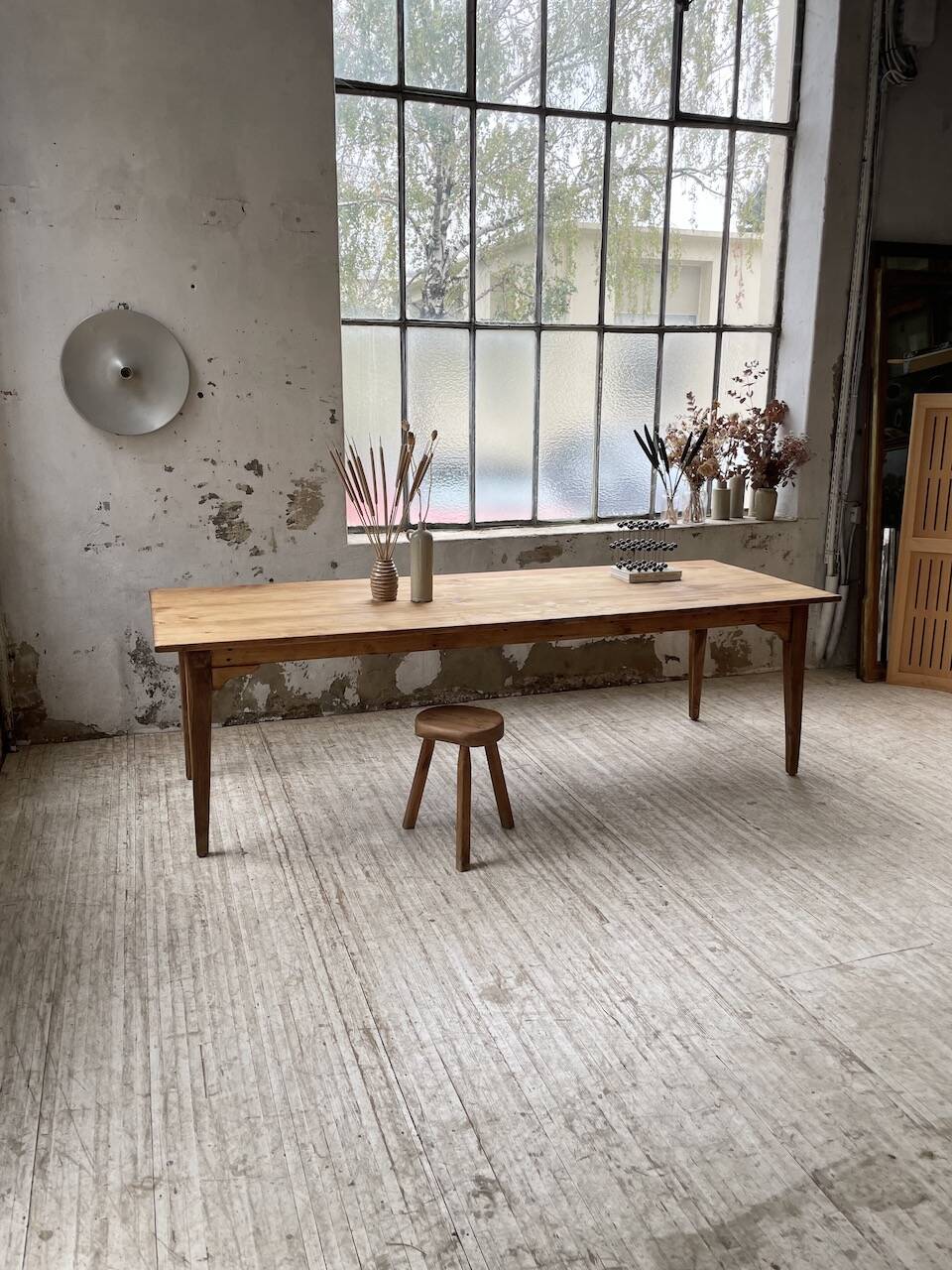 Farmhouse table with spindle legs 2.50m