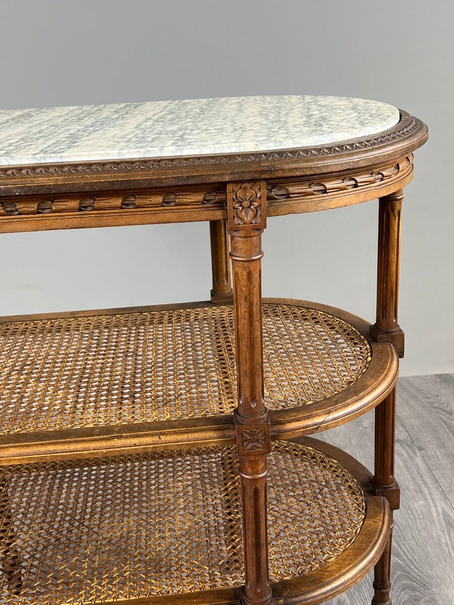 Table desserte de style Louis XVI en bois sculpté, marbre et cannage, XIXe Siècle