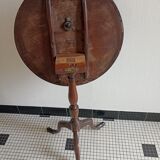 Pedestal table