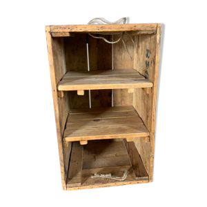 caisse armes meuble chevet