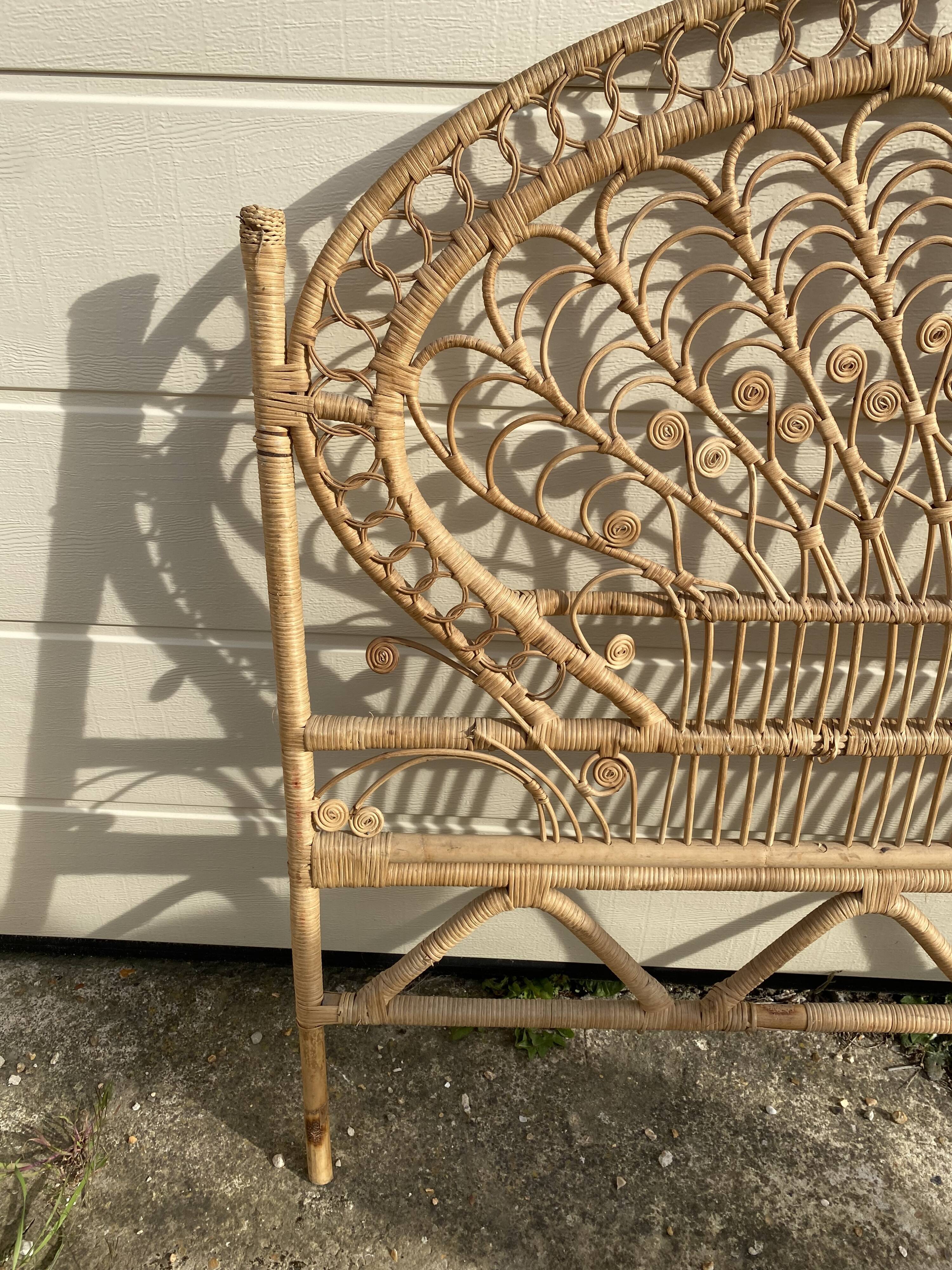 Rattan headboard Peacok 2 seats