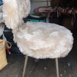 Chaise moumoute seventies blanc