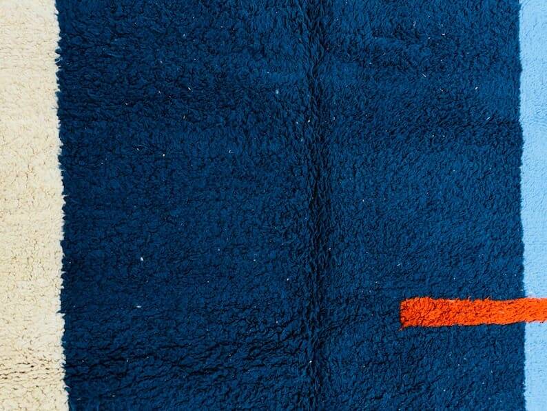 Handmade pure wool rug, size 150 x 250 cm.