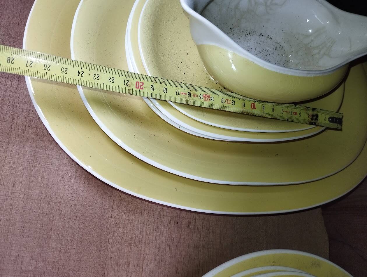 Villeroy & Boch dinnerware set