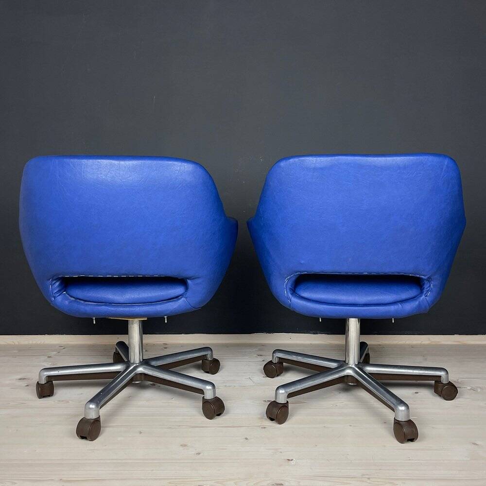 Set of mid-century office chairs by Stol Kamnik, Yugoslavia, 1980s Set of 2