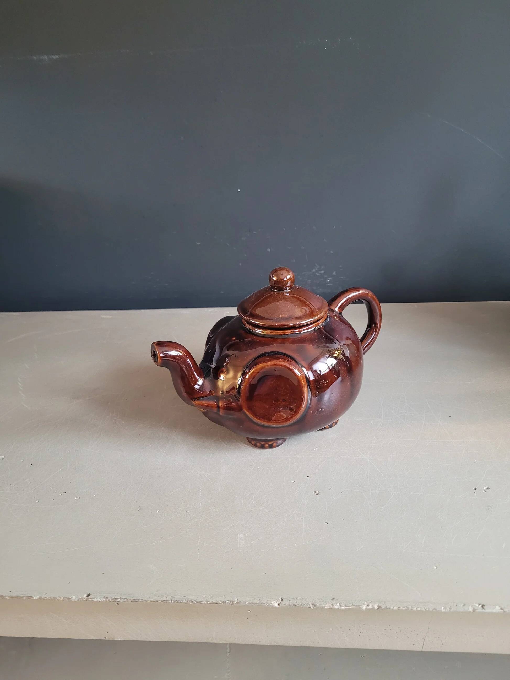 Brown porcelain elephant teapot