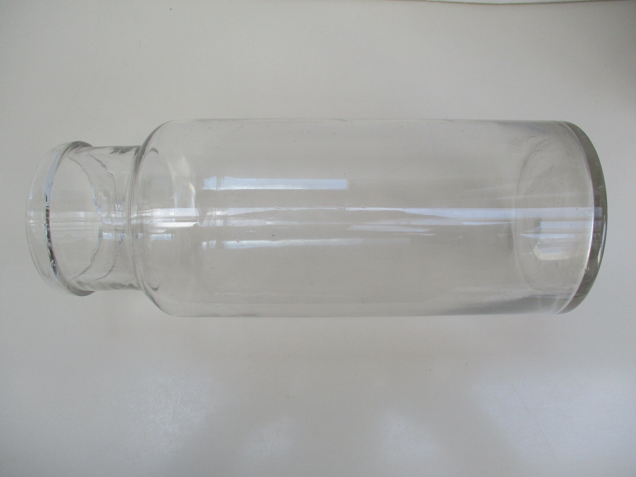 Bocal ancien en verre