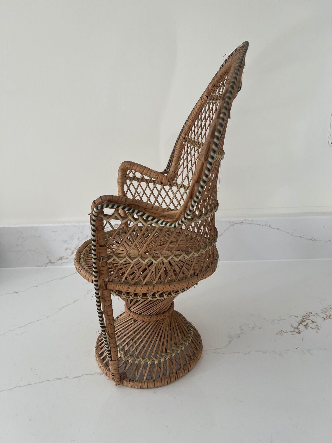 Emmanuelle mini armchair