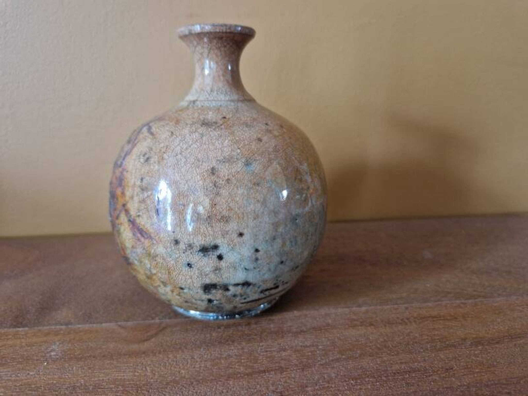 Gisèle Buthod-Garcon (Born in 1954) - Glazed beige ceramic round vase