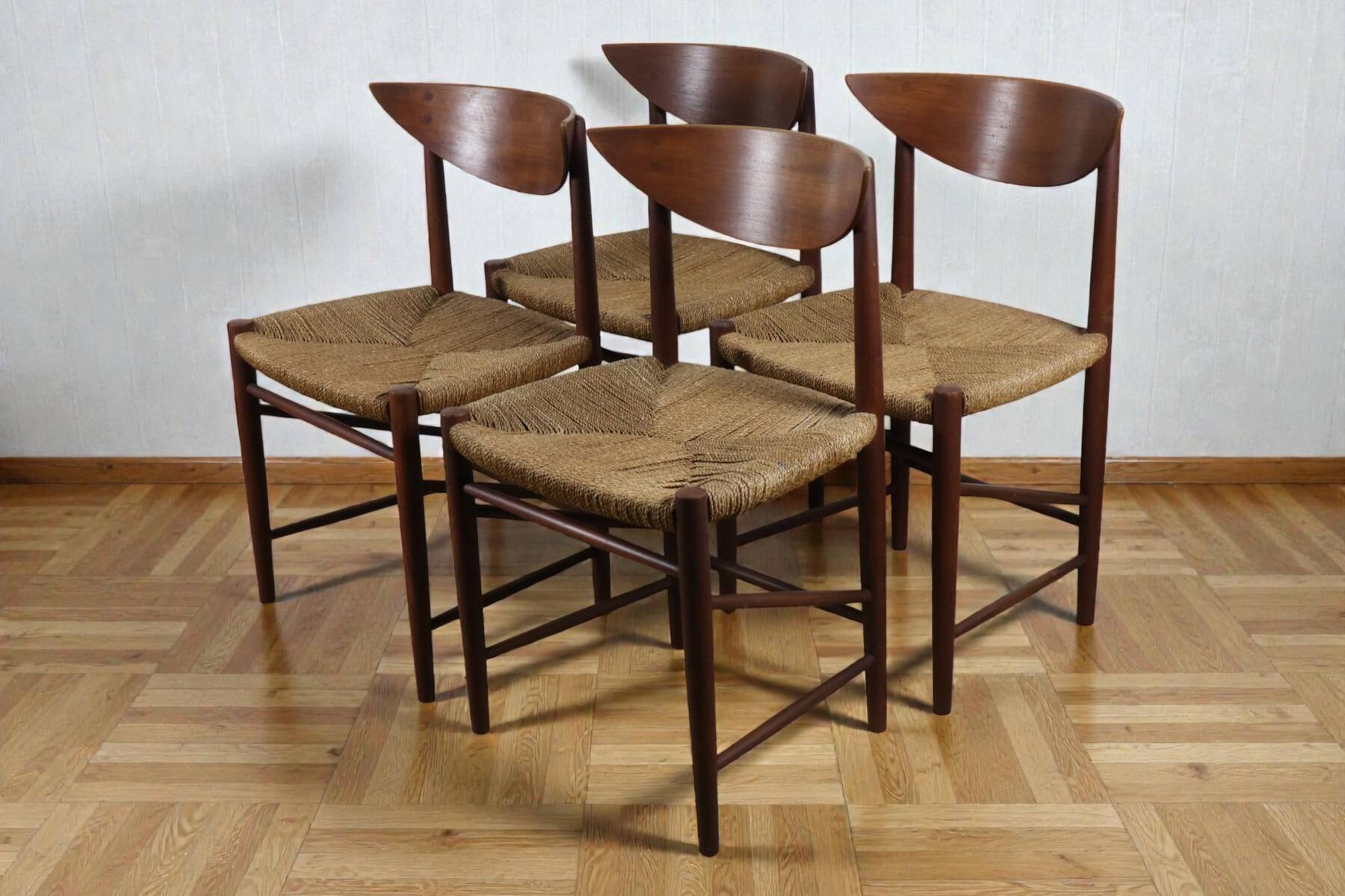 Set of 4 Scandinavian chairs by Peter Hvidt – teak & cord – 1960s