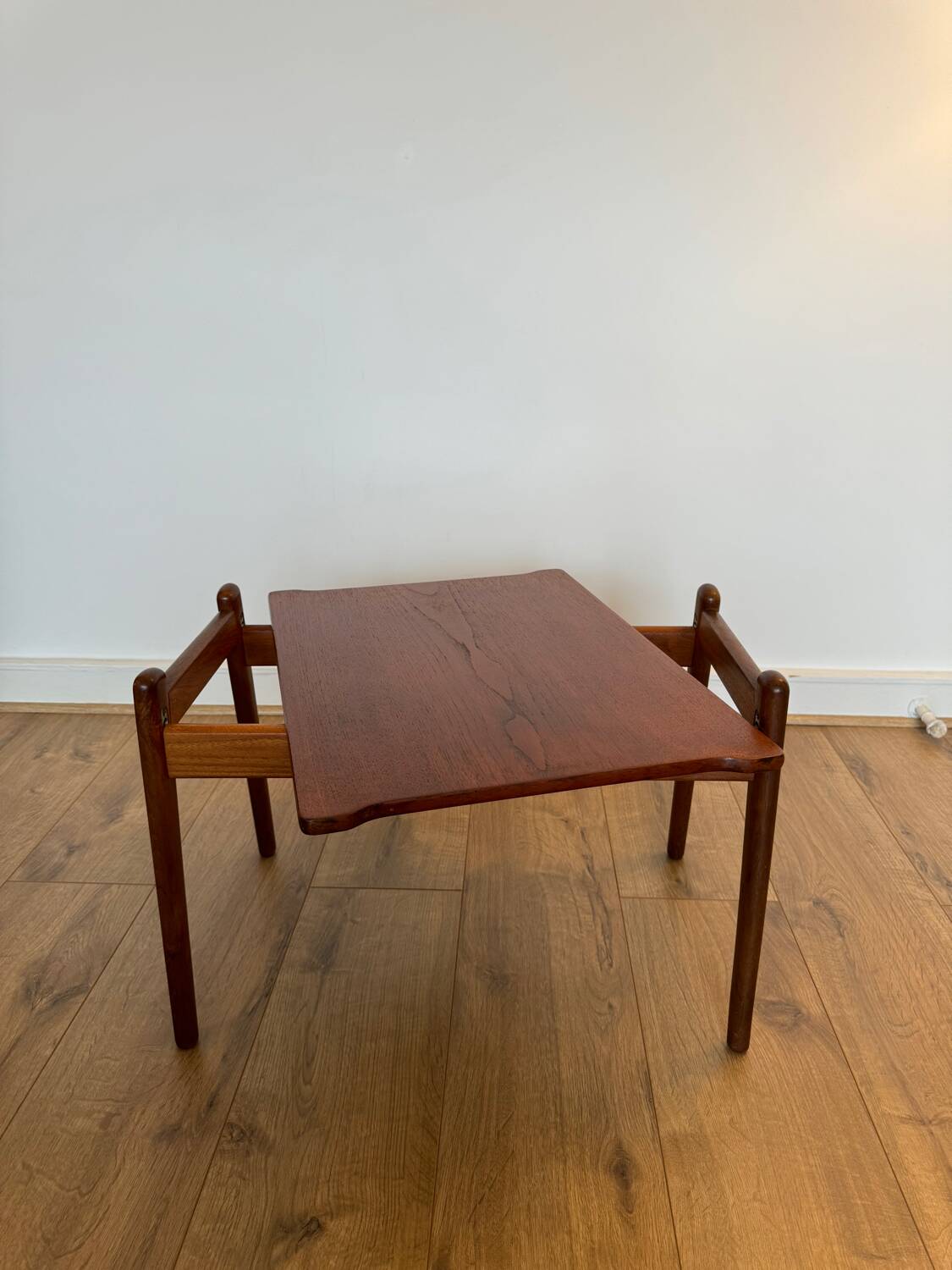 Table d'appoint vintage années 1960 en teck