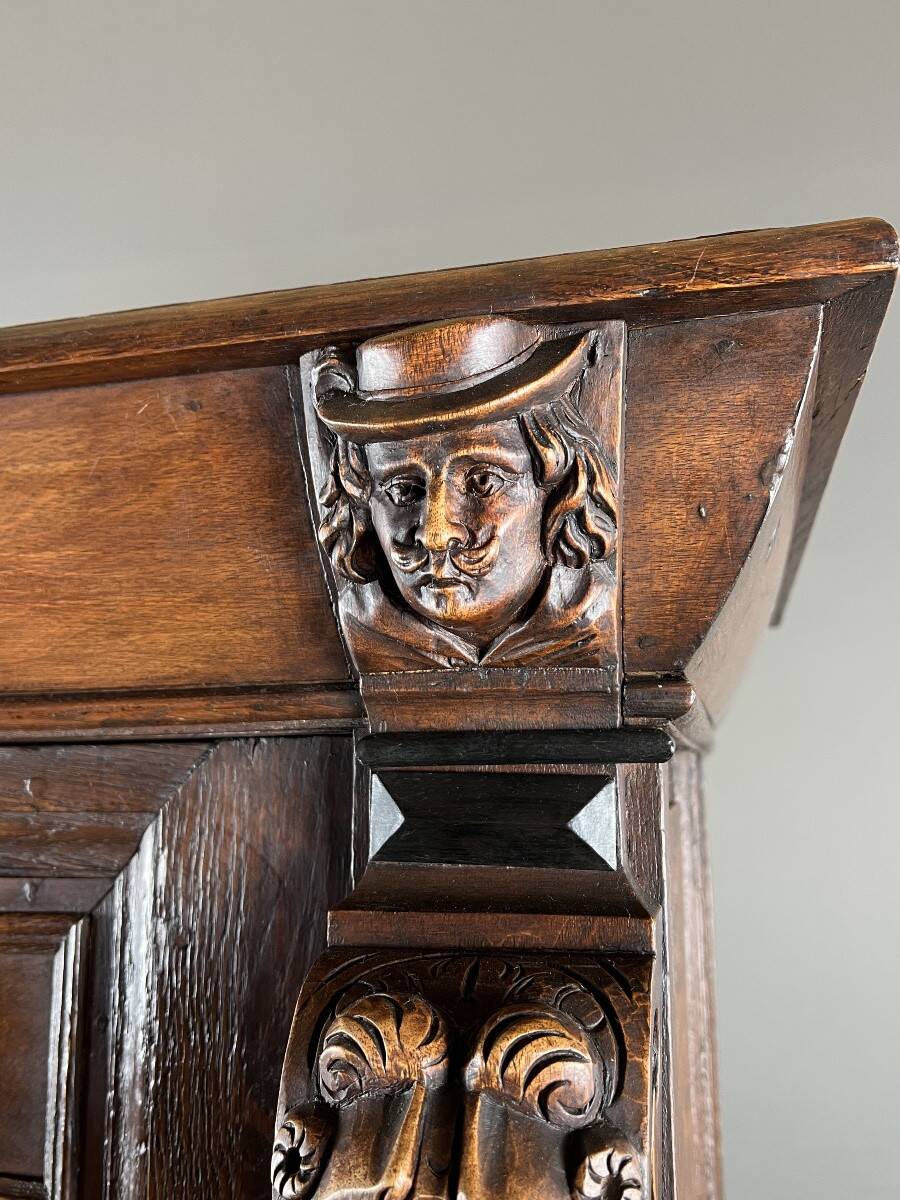 Antique carved wooden buffet in Renaissance style, late 18th / early 19th century.