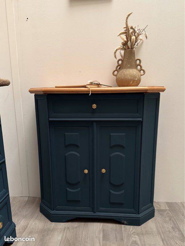 Entrance furniture duo