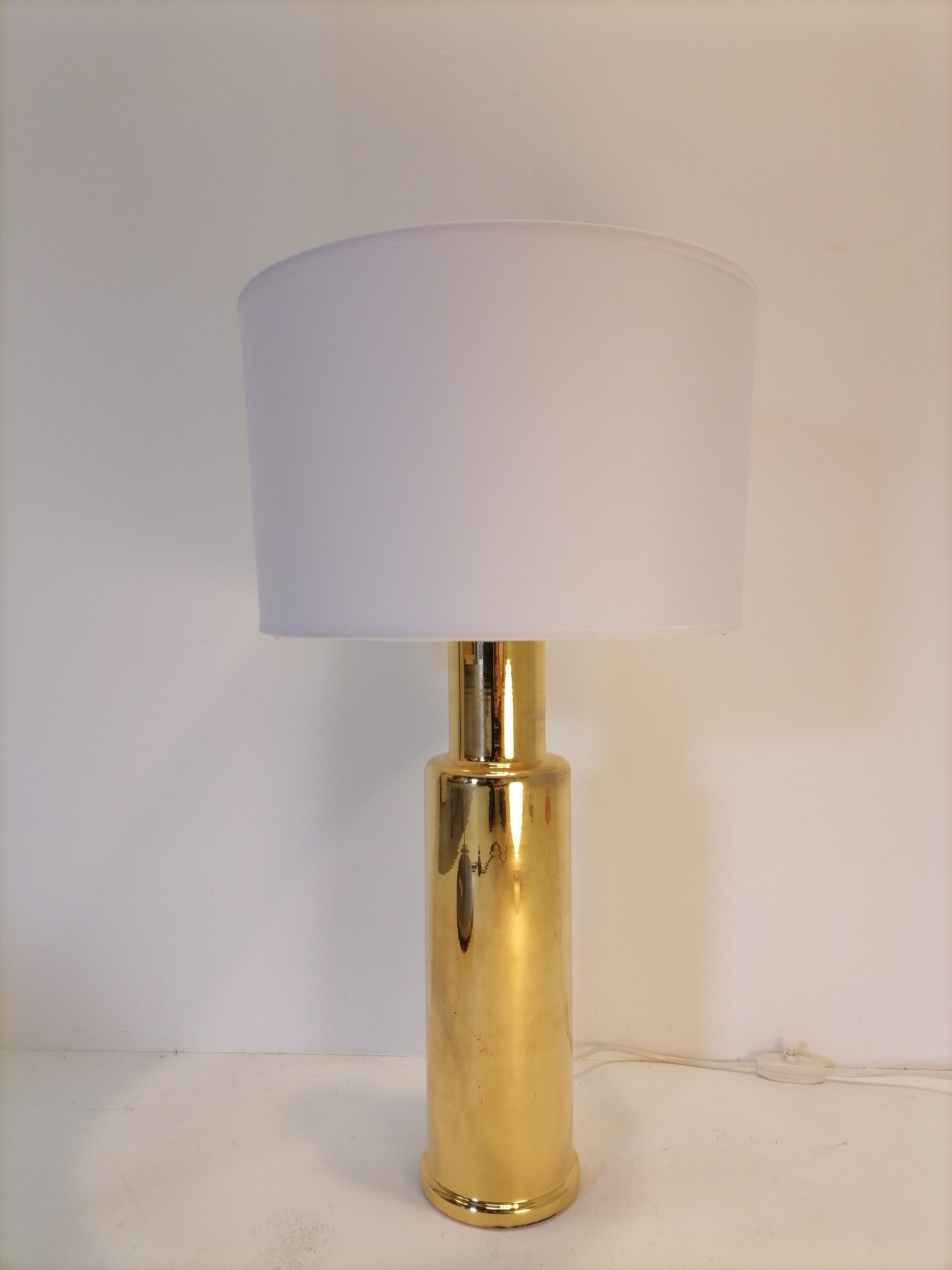 Lampe scandinave Luxus en verre doré 1970