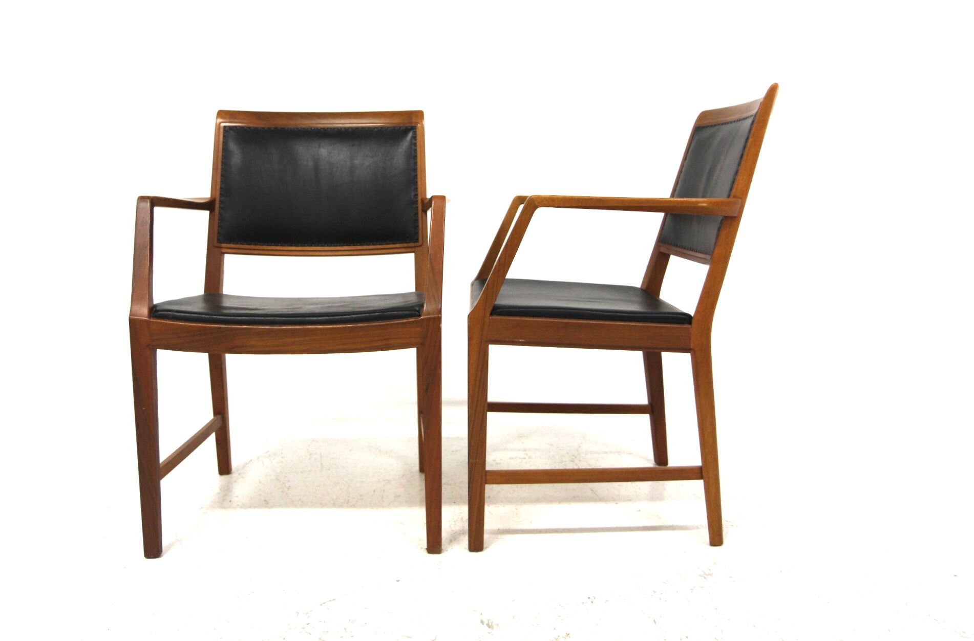 Set of 2 armchairs "Facett 4-132", Bertil Fridhagen, Bodafors, Sweden, 1950