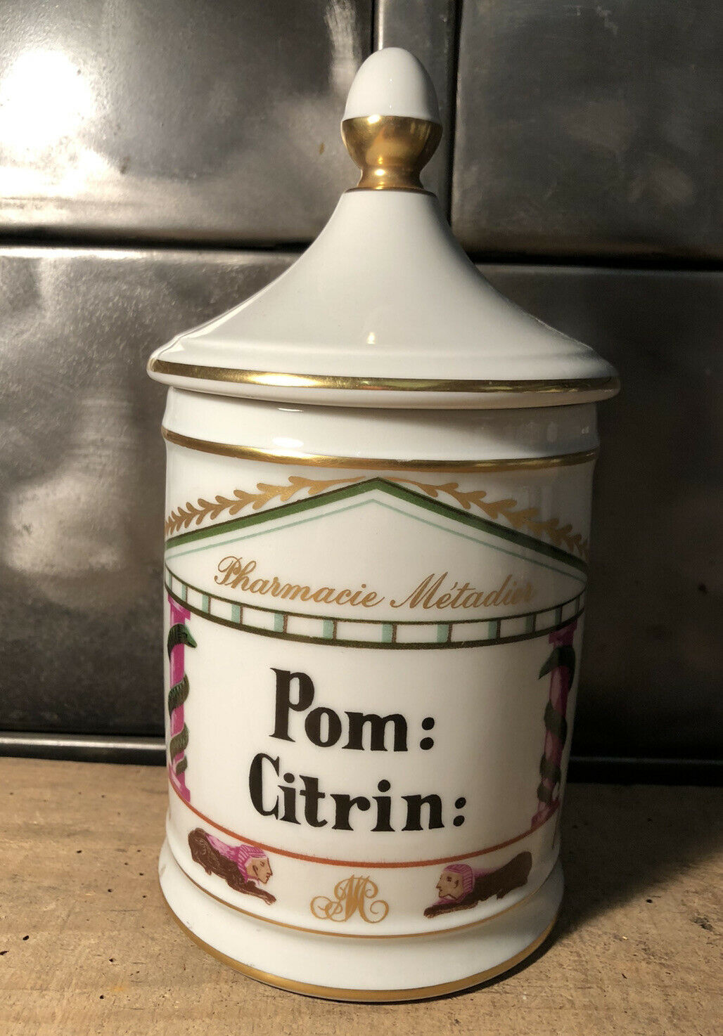 Apothecary porcelain jar from Limoges Goumot Labesse