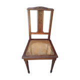 Chaise en bois avec cannage