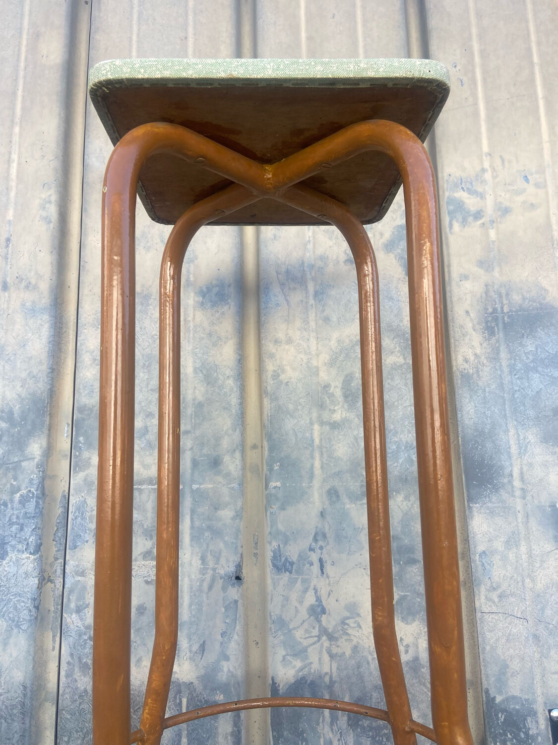 Vintage bar top stool