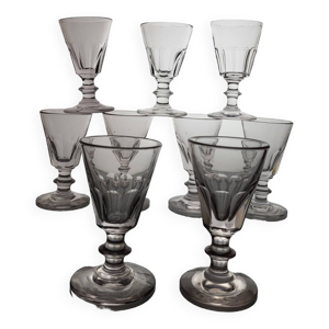 9 verres à vin style