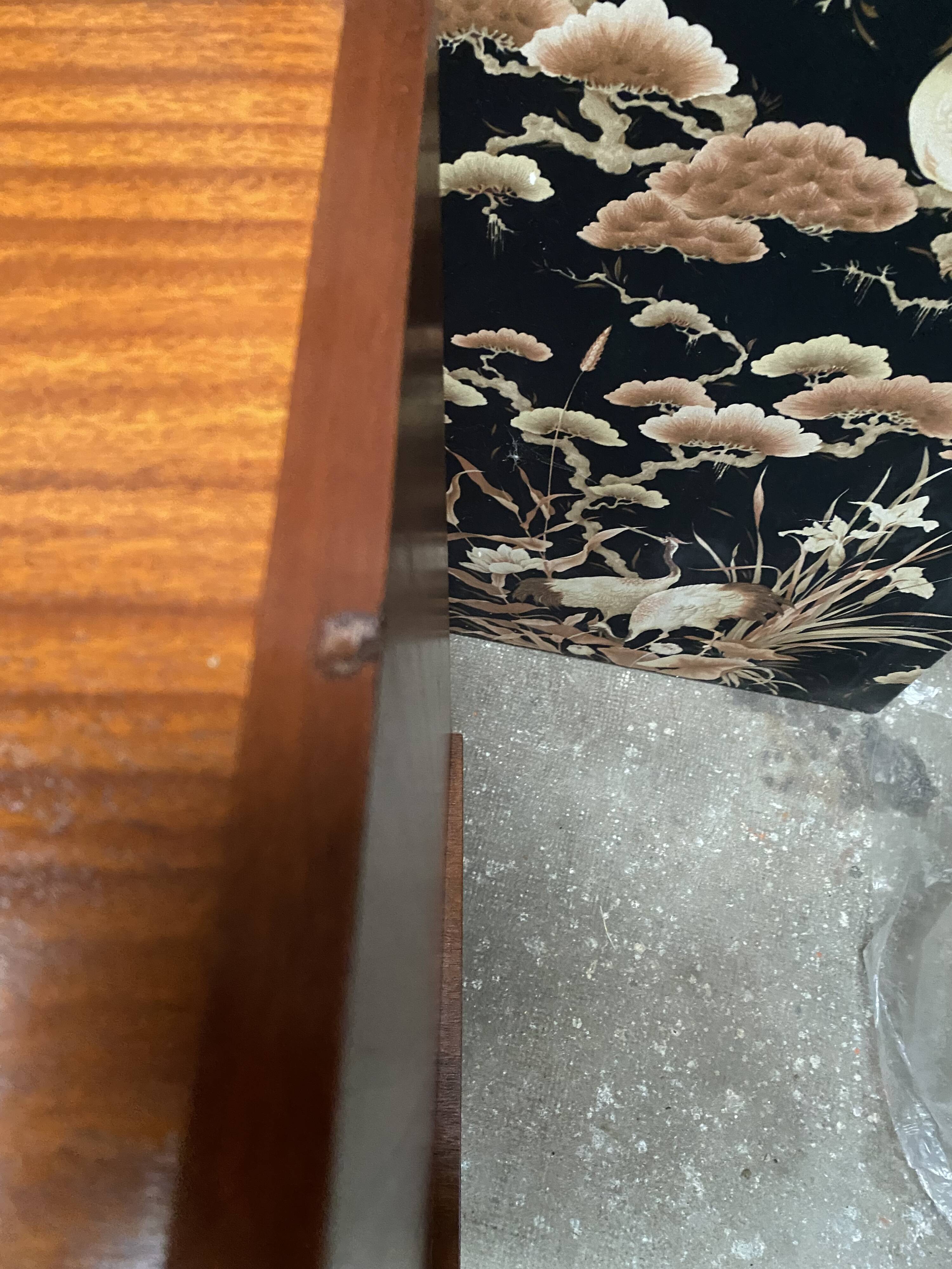 Vintage chest of drawers