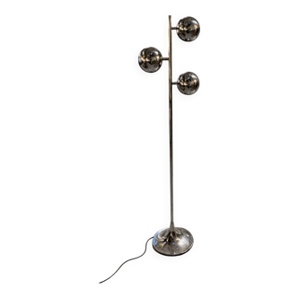 Eyeball floor lamp